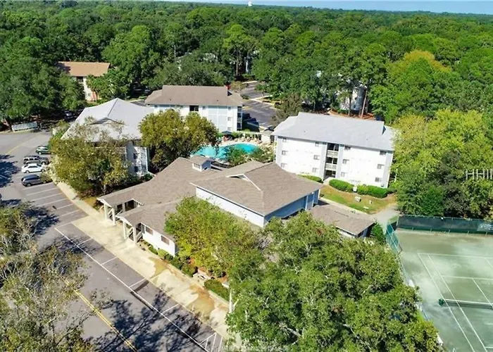 5 Stars Peaceful Condo - 7 Min Walk To The Beach