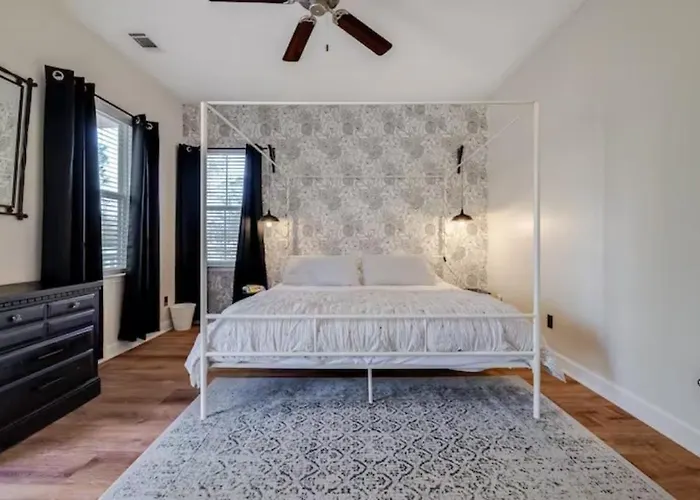 Honey, I'M Home Near Savannah - Seen On Hgtv