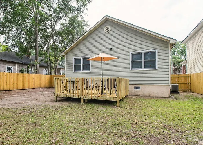 Savannah Home With Patio And Grill About 2 Mi To Downtown