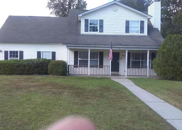 Fenced Yard Family Friendly Laurelwood Lodging