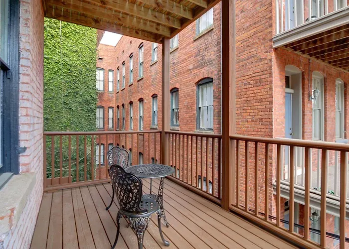 Lafayette Row Unit 2 Apartment Savannah