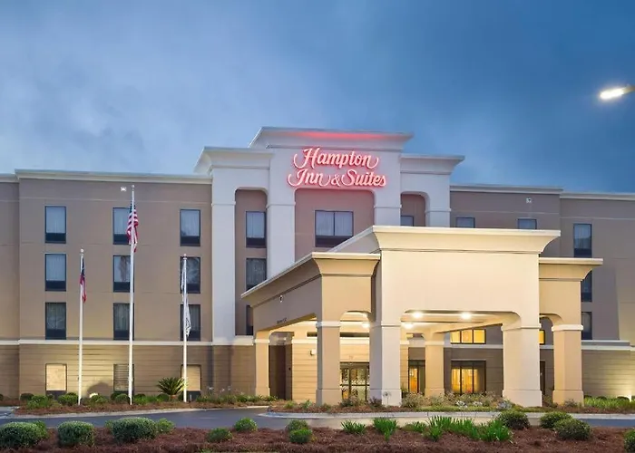 Hampton Inn & Suites Savannah-Airport