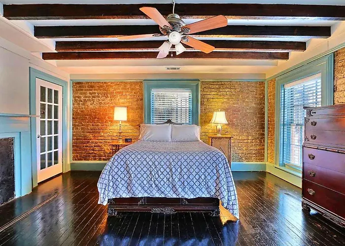 Villa Diplomat House Savannah