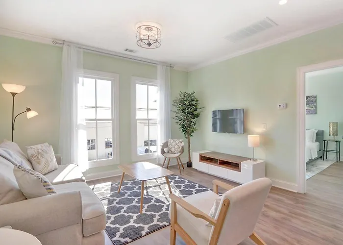 Gaston Hideaway Apartment Savannah
