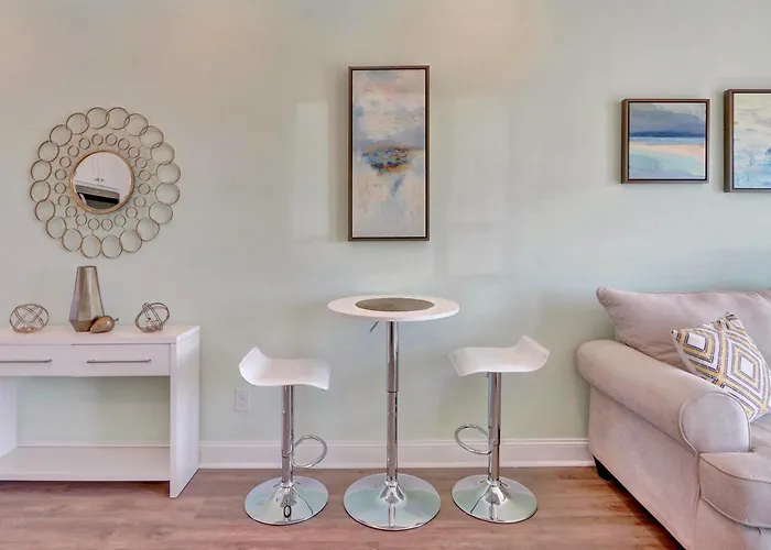 Gaston Hideaway Apartment Savannah