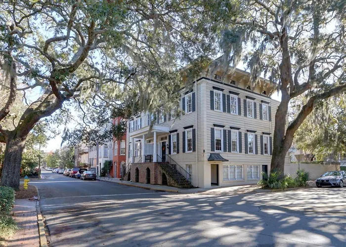 Orleans Square
