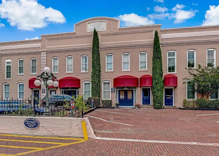 Riverview Penthouse Savannah