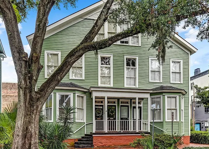 Houston Street Retreat