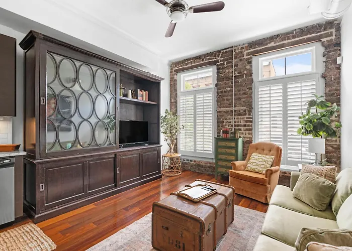 Haustierfreundliches Knockout Loft- Near Plant Riverside Savannah