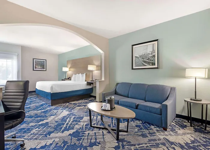 Best Western Plus Savannah Airport Inn&Suites