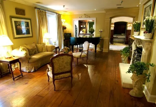 Main Street Inn & Spa