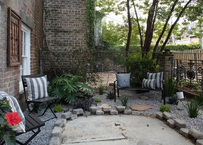 Restored Historic Home 5 Bedroom 4 And A Half Bath Savannah